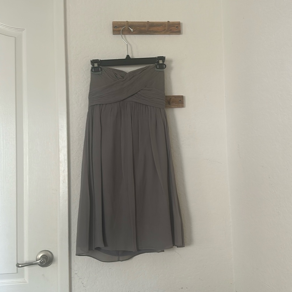 Strapless gray dress